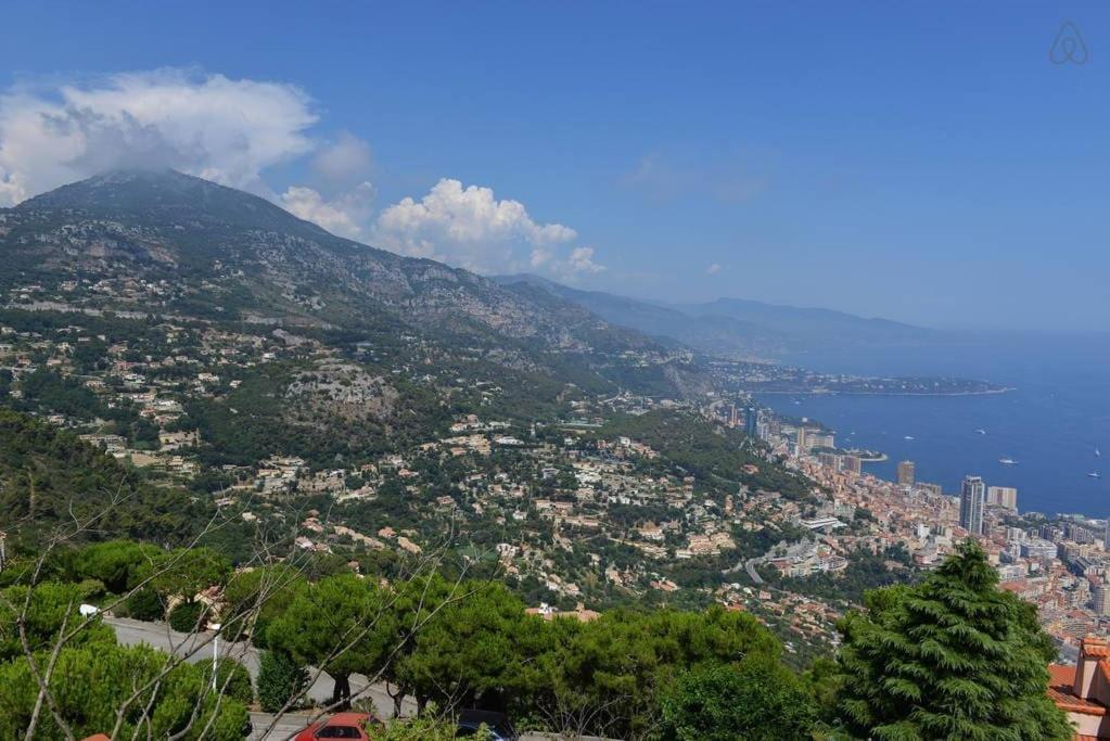 Villa With Unique & Breathtaking View Over Sea, Monte-Carlo, Italy & Alps La Turbie Exterior photo